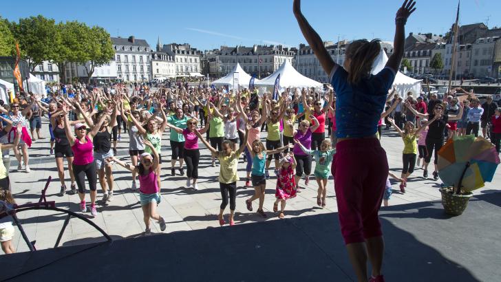 Zumba Fête du Tour Vannes Tous en Basket