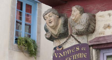 Vannes et sa Femme Place Valencia