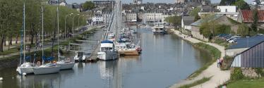 Rive gauche du port