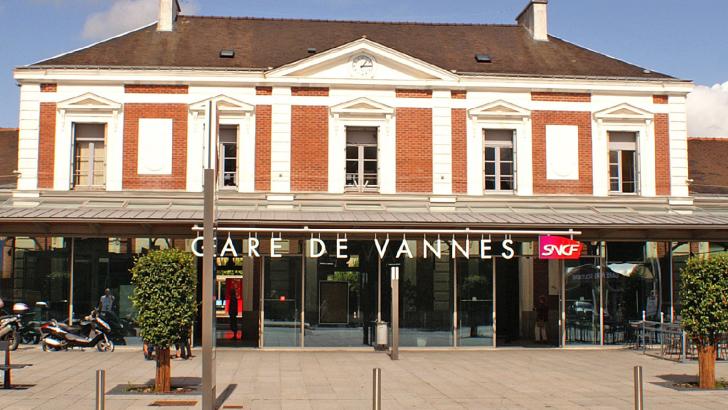 gare de vannes