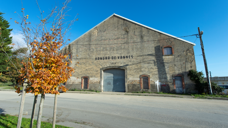 hangar