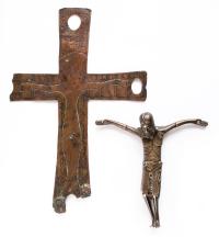 Croix et Christ de Gavrinis © Musées de Vannes.